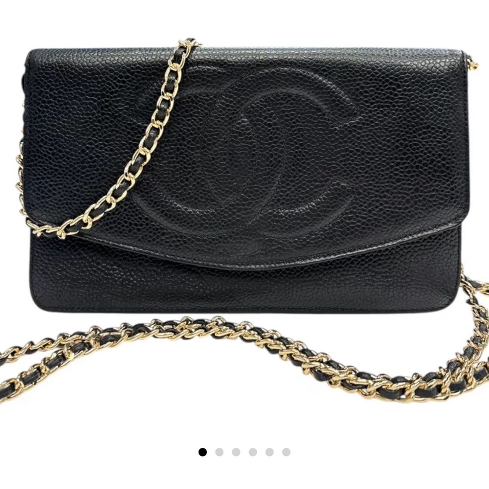 Chanel Black Textured Leather Crossbody with Gold Chain